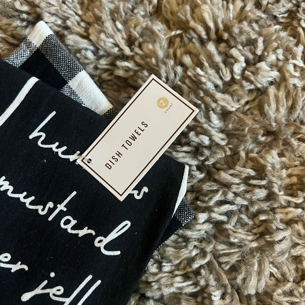 NWT target black and white plaid‎ desk towel set